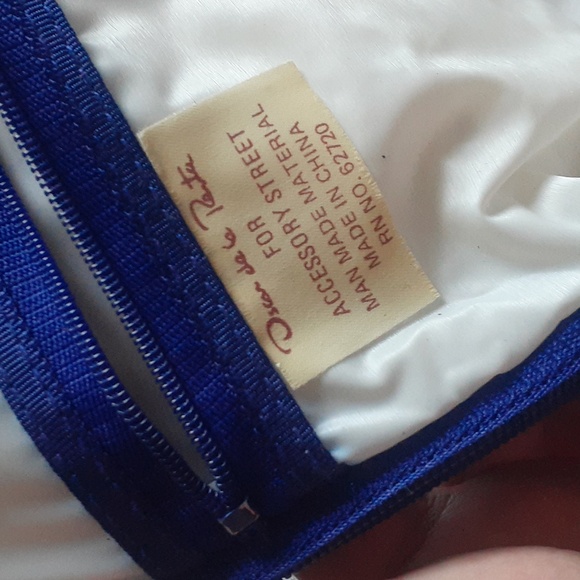 Oscar de la Renta Rich Royal Blue Makeup / Cosmetic Bag - Picture 8 of 10